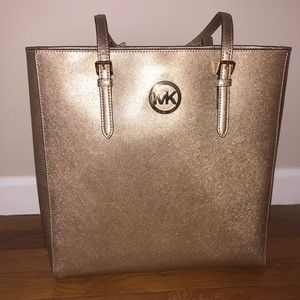 BRAND NEW MICHAEL KORS BAG PALE GOLD TOTE